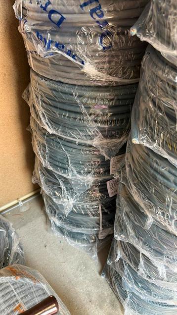 Rollen kabels 3x2.5 en 5x2.5 beschikbaar voor biedingen