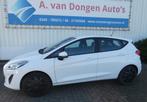 Ford FIESTA 1.1 TREND,Airci,Bltooth,Lane Ass,APK 17-7-27, 86 pk, Gebruikt, Wit, Origineel Nederlands