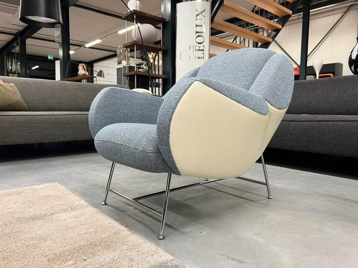 Nieuw Leolux Anton Fauteuil stof leer Design stoel, Huis en Inrichting, Fauteuils, Nieuw, Stof, 50 tot 75 cm, 75 tot 100 cm, Ophalen of Verzenden