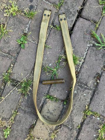 Engelse Lee Enfield riem met oiler beschikbaar voor biedingen