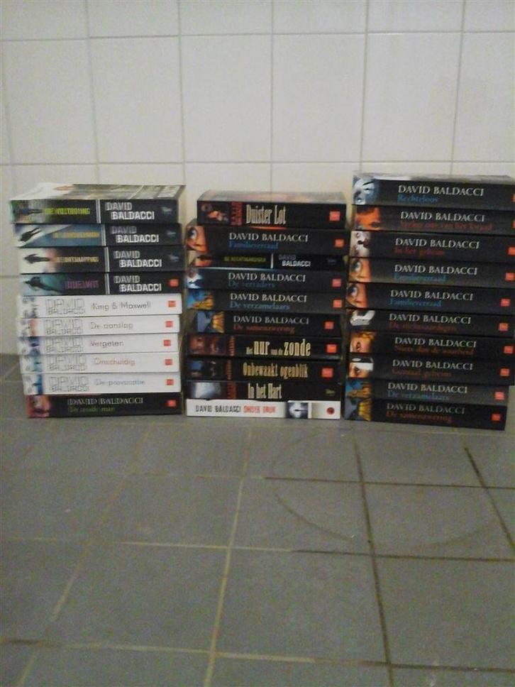 heel veel baldacci [223x]-5 halen, 4 betalen-goede staat, Boeken, Thrillers, Nieuw, Ophalen of Verzenden