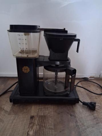 DE Koffiezetapparaat - Klassiek model vintage model beschikbaar voor biedingen