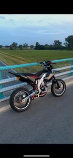 Derbi drd pro 88cc (waardepeiling), Ophalen, 6 versnellingen, Maximaal 45 km/u, Zo goed als nieuw