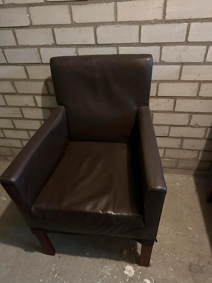 4 leren eetkamerstoelen in goede staat, Huis en Inrichting, Fauteuils, Gebruikt, Leer, 50 tot 75 cm, Minder dan 75 cm, Ophalen