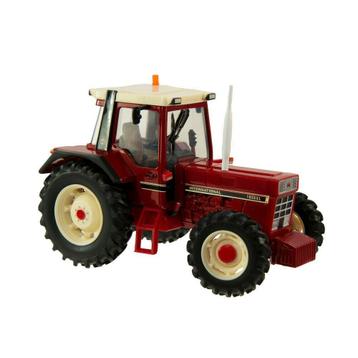 International 1056XL 4WD  beschikbaar voor biedingen