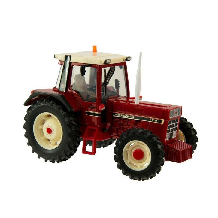 International 1056XL 4WD, Hobby en Vrije tijd, Modelauto's | 1:32, Nieuw, Tractor of Landbouw, Britains, Ophalen of Verzenden