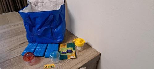 te koop blauw gele koeltas met aantal dingen erbij 35x20x35, Caravans en Kamperen, Koelboxen, Nieuw, Koeltas, Koelelement, Ophalen of Verzenden