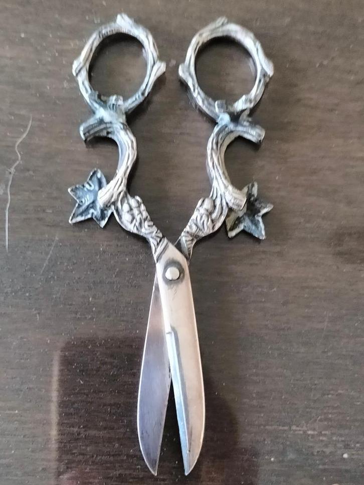 Zilveren  druivenschaar, Antiek en Kunst, Antiek | Goud en Zilver, Zilver, Ophalen of Verzenden