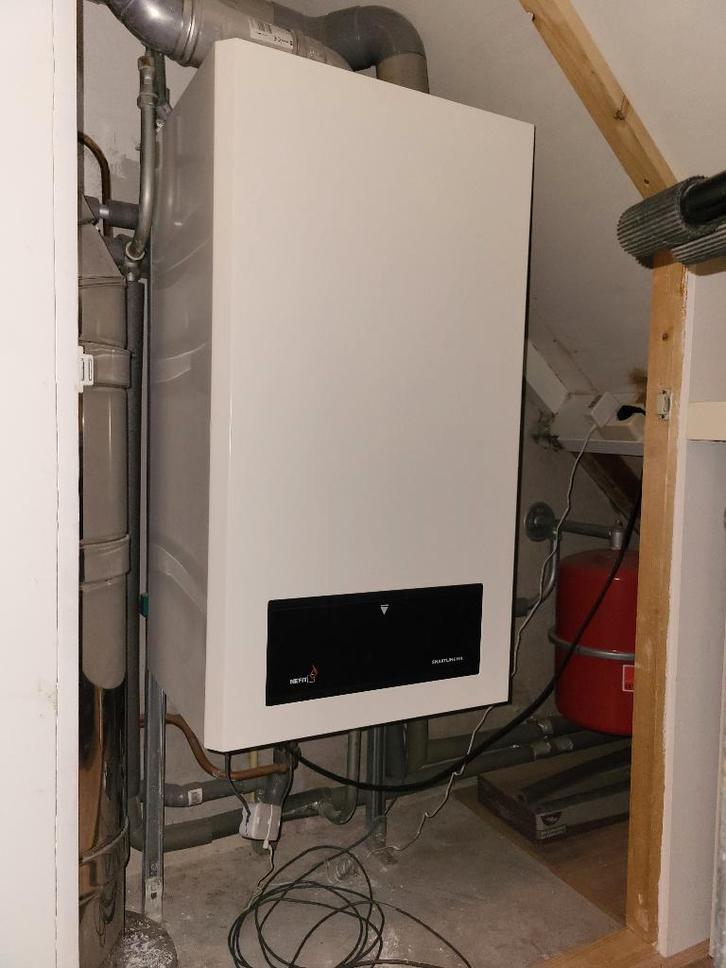 Nefit Smartline HRC24 CW3 - Uitgebreid, Doe-het-zelf en Verbouw, Geisers en Boilers, Gebruikt, Boiler, Aardgas, Minder dan 20 liter