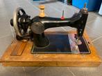 Antieke handnaaimachine, Antiek en Kunst, Ophalen