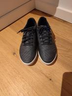 Voetbalschoen Kipstra Agility zwart maat 41, Maat XS of kleiner, Schoenen, Ophalen of Verzenden, Zo goed als nieuw