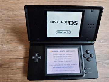 Nette ds lite  beschikbaar voor biedingen
