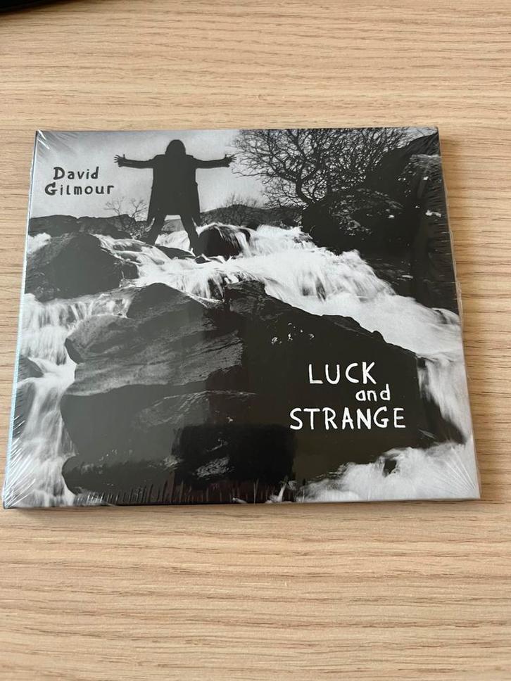 David Gilmour - Luck and Strange Digipack CD, Cd's en Dvd's, Cd's | Rock, Zo goed als nieuw, Poprock, Ophalen of Verzenden