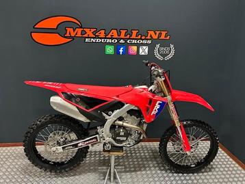 Honda CRF 250 RP 2023 / 2025 look slechts 21 uur ! beschikbaar voor biedingen
