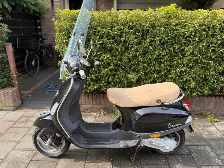 Vespa Piaggio C38 - Snorscooter. Bouwjaar 2009, Fietsen en Brommers, Scooters | Vespa, Zo goed als nieuw, Overige modellen, Ophalen
