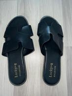 Dames slippers, Slippers, Ophalen of Verzenden, Zo goed als nieuw, Zwart