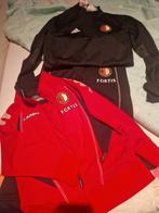 Feyenoord trainings pak, Sport en Fitness, Voetbal, Maat XS of kleiner, Ophalen of Verzenden, Zo goed als nieuw, Shirt