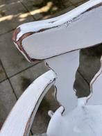 Oude Café Stoel Brocante Vintage Wit Verweerd Look Stoel, Ophalen of Verzenden