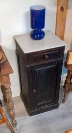 Oud nachtkastje, Antiek en Kunst, Antiek | Meubels | Kasten, Ophalen