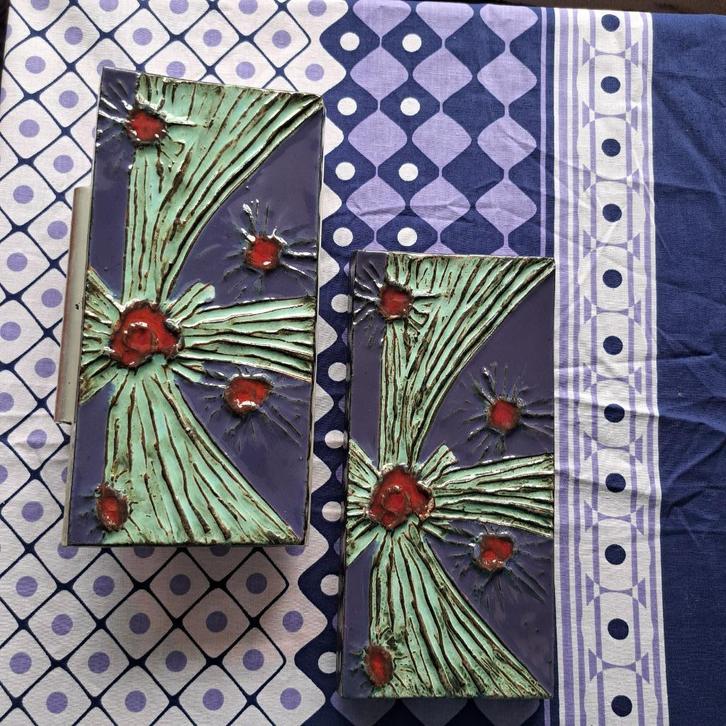 Vintage keramiek set: deurgreep en plaquette, Antiek en Kunst, Antiek | Keramiek en Aardewerk, Ophalen of Verzenden