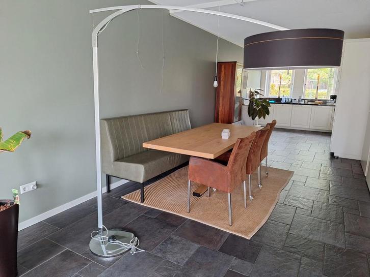 Grote booglamp met beweegbare arm, Huis en Inrichting, Lampen | Vloerlampen, Gebruikt, 150 tot 200 cm, Metaal, Ophalen