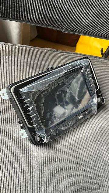 Seat leon carplay / radio scherm inc montage beschikbaar voor biedingen