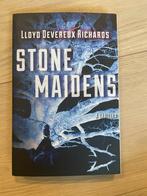 Lloyd Deveraux Richards - Stone Maidens, Ophalen of Verzenden, Zo goed als nieuw