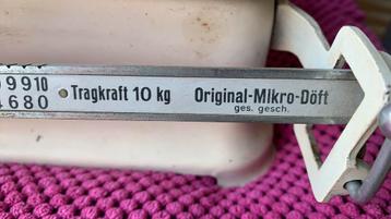 Vintage Mikro-Döft Weegschaal beschikbaar voor biedingen