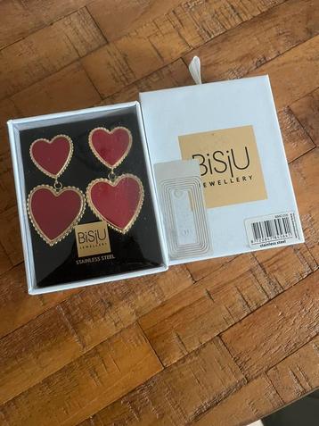 Nieuwe hangende hartjes oorbellen van Bisju beschikbaar voor biedingen