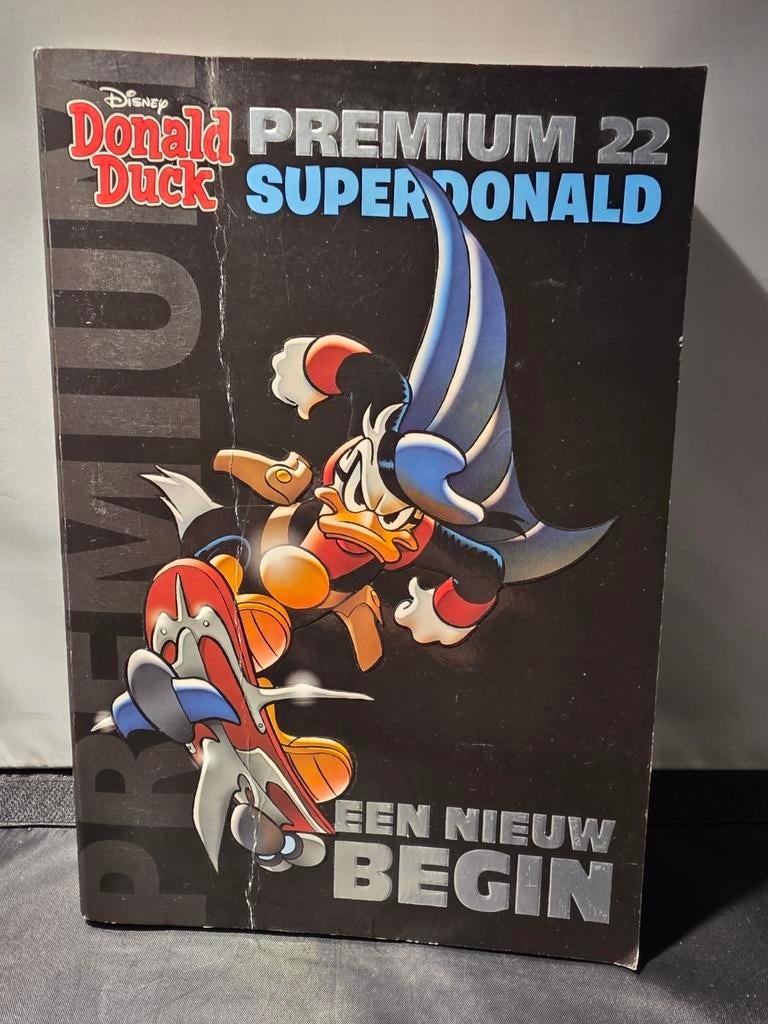 Donald Duck Premium 22 - Superdonald, Overige generaties, Ophalen of Verzenden, Gebruikt, Overige rassen