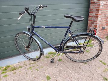 Stations fiets groot frame beschikbaar voor biedingen