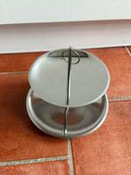 Etagère van metaal, Ophalen of Verzenden, Zo goed als nieuw