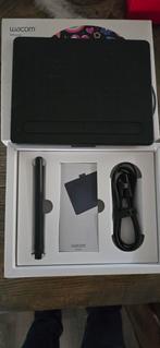Wacom intuos S, Computers en Software, Tekentablets, Ophalen of Verzenden, Zo goed als nieuw