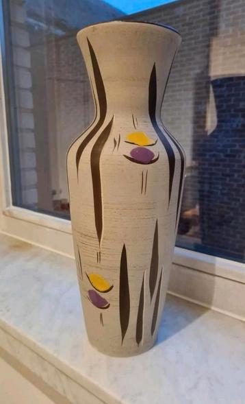 Vaas West Germany jaren, 50
 beschikbaar voor biedingen