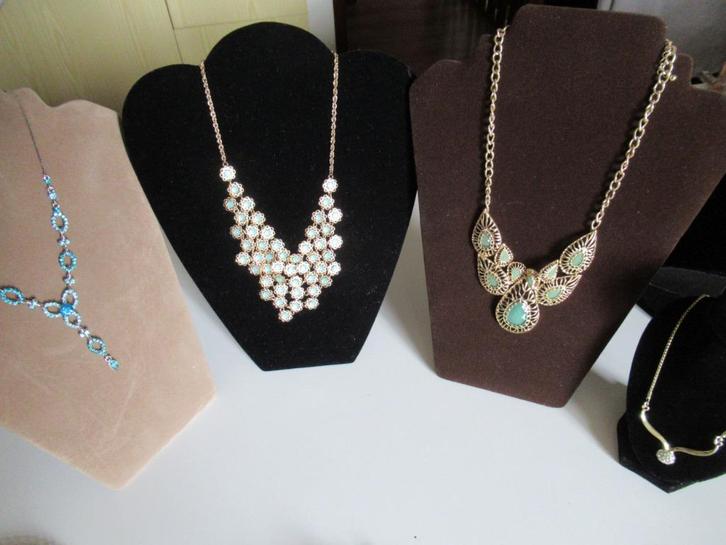 Kettingen 4 stuks zonder oorbellen, Sieraden, Tassen en Uiterlijk, Kettingen, Nieuw, Overige materialen, Overige kleuren, Met hanger