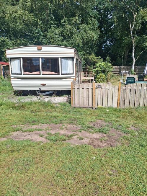Instapklaar op een van de mooiste plaatsen op de camping., Caravans en Kamperen, Stacaravans, Ophalen of Verzenden