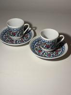 Set van 2 Güral Porselen kop & schotel - Iznik motief, Ophalen of Verzenden