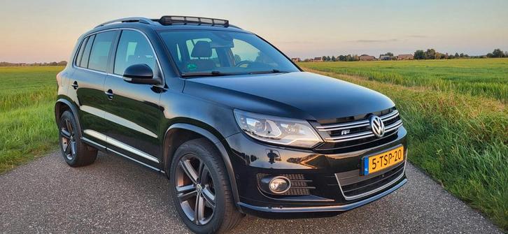 VW Tiguan NL Auto Eerste eigenaar R-LIne 1.4 TSI 160 Pk Pano, Auto's, Volkswagen, Bedrijf, Tiguan, ABS, Achteruitrijcamera, Airconditioning