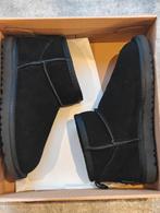 Zwarte UGG Mini Laarzen - Maat 38, UGG, Zwart, Lage of Enkellaarzen, Ophalen of Verzenden