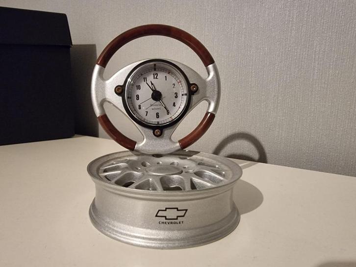 Klokje, Verzamelen, Automerken, Motoren en Formule 1, Zo goed als nieuw, Auto's, Ophalen of Verzenden