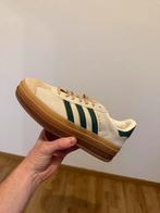 Adidas Gazelle Bold Maat 42 - NIEUW!, Kleding | Dames, Schoenen, Ophalen of Verzenden, Nieuw, Overige kleuren