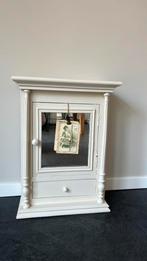 Hangkastje sleutelkastje brocante met spiegel, Antiek en Kunst, Ophalen