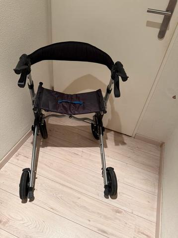 Z.g.a.n. rollator lichtgewicht kan geen mandje aan vast beschikbaar voor biedingen