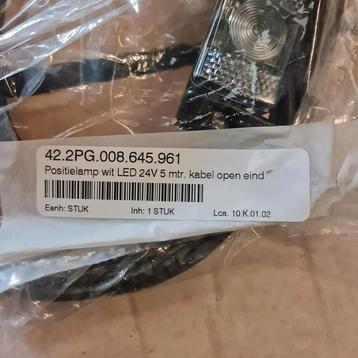 Led 24v positielamp. USB splitter. Zie omschrijving  beschikbaar voor biedingen