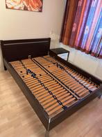 Bed kast en bureau, Ophalen, Bruin, 140 cm, Zo goed als nieuw