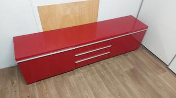 IKEA tv meubel rood