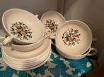 Wedgewood Soepkop en Schotel (6), Huis en Inrichting, Keuken | Servies, Ophalen, Gebruikt, Wedgwood, Kop(pen) en/of Schotel(s)