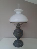 Antieke olielamp 48 cm hoog, compleet en in goede staat, Ophalen of Verzenden