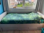 Bedbank / bed met lade en kledingkast van Woood, Huis en Inrichting, Slaapkamer | Bedden, Ophalen, Gebruikt, Eenpersoons, 210 cm