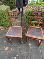 2 houten stoeltjes met leren zitting, Ophalen